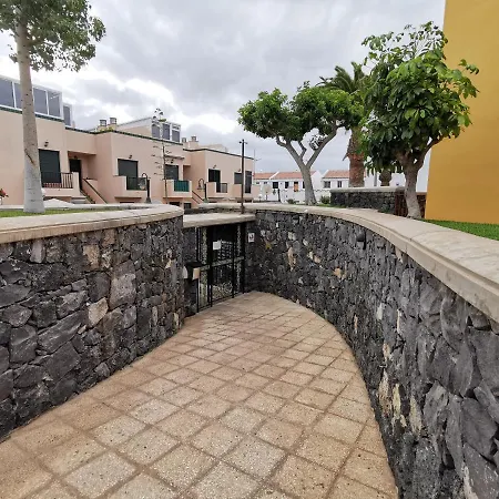 Rest Apartment Costa Del Silencio شقة أرونا
